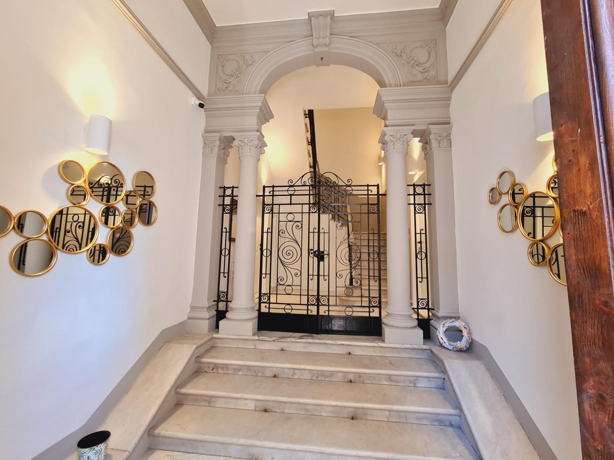 Allegra Viareggio Appartamento & Affittacamere Guest House Екстериор снимка
